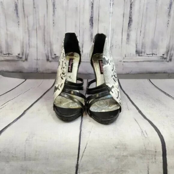 Dollhouse Animal Print Open Toe Heels - Picture 3 of 7